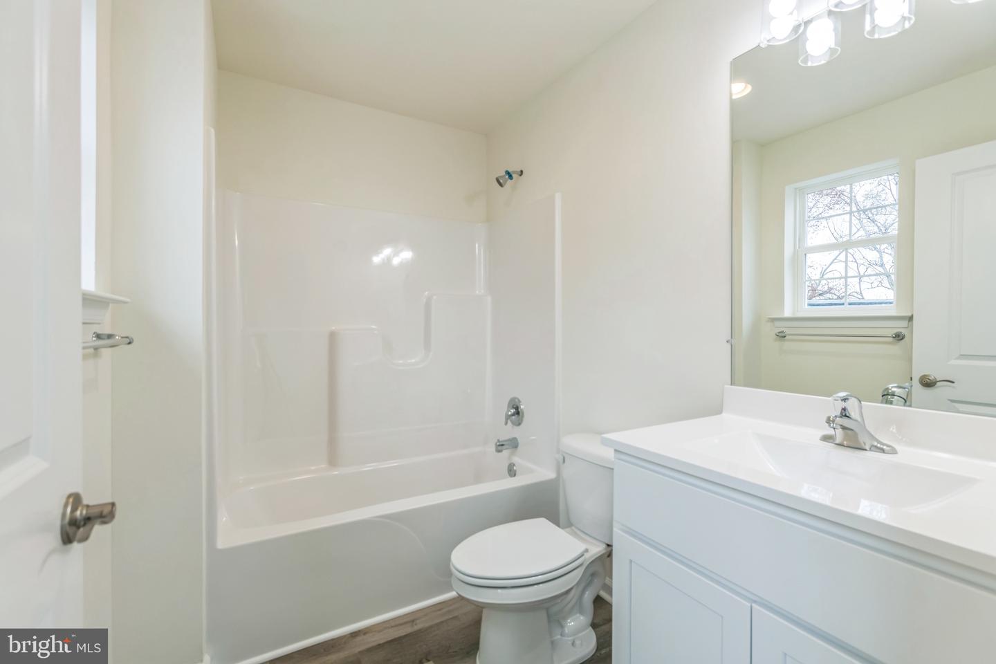 63 Norway Ave Property Photo 37
