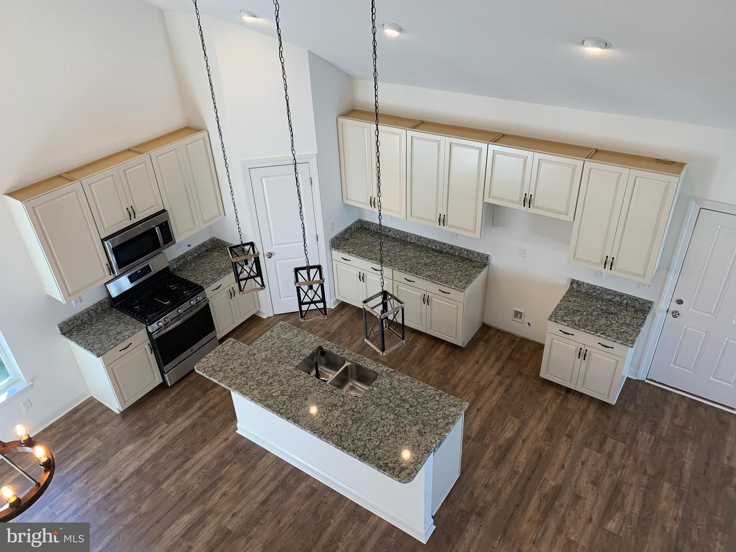 530 Wheelmen St #4 Alton Property Photo 19