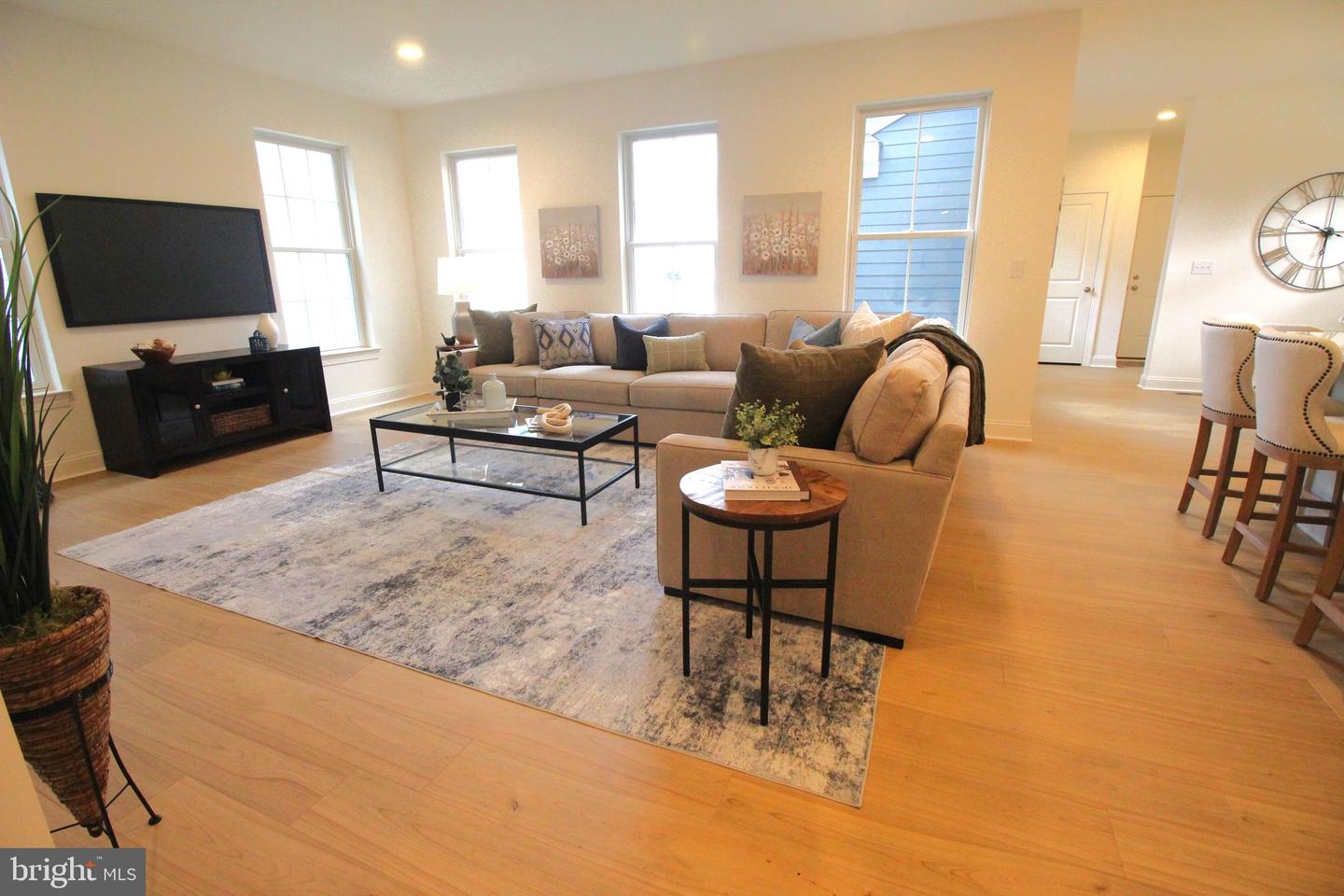 530 Wheelmen St #5 Chadwick Property Photo 16