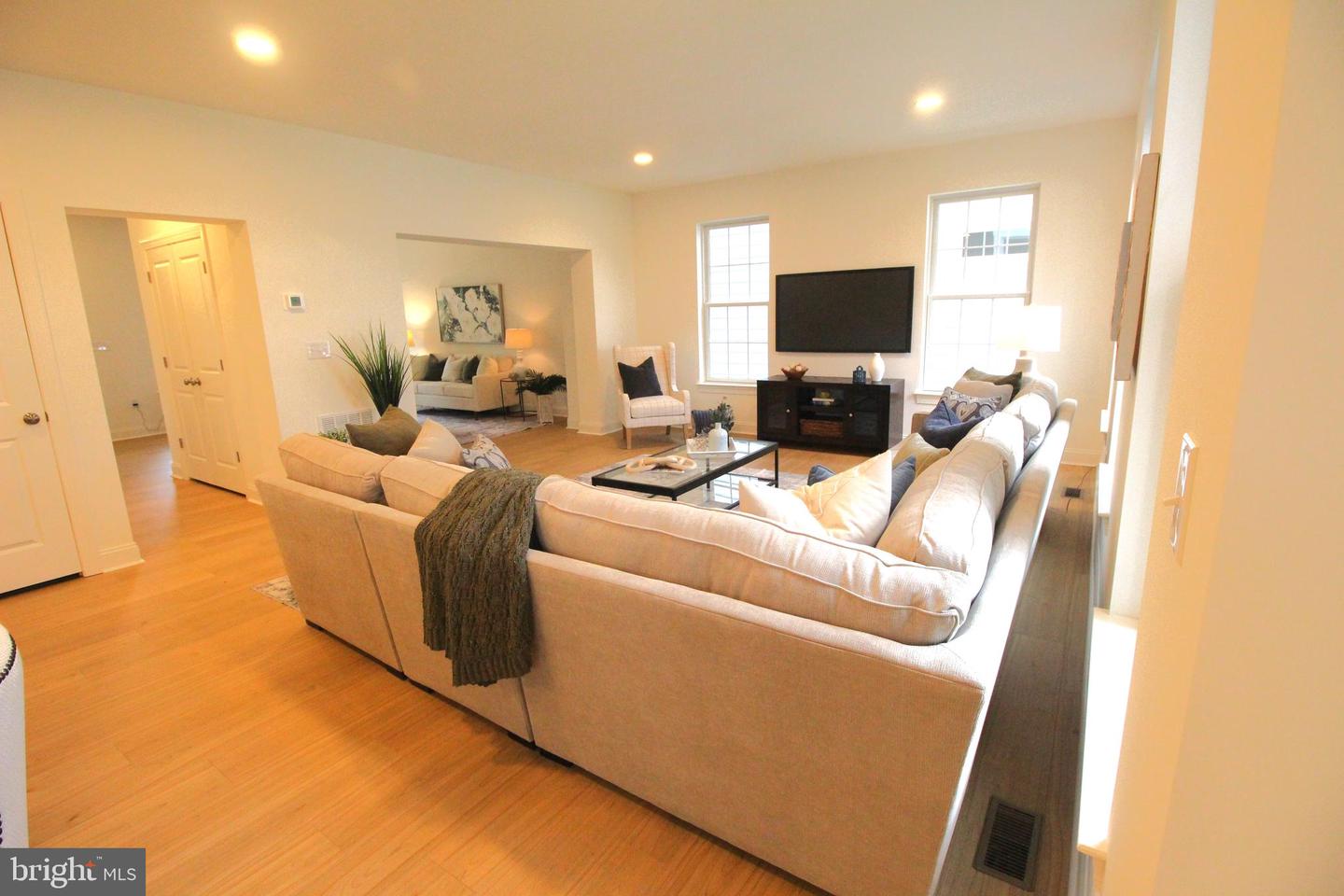 530 Wheelmen St #5 Chadwick Property Photo 19