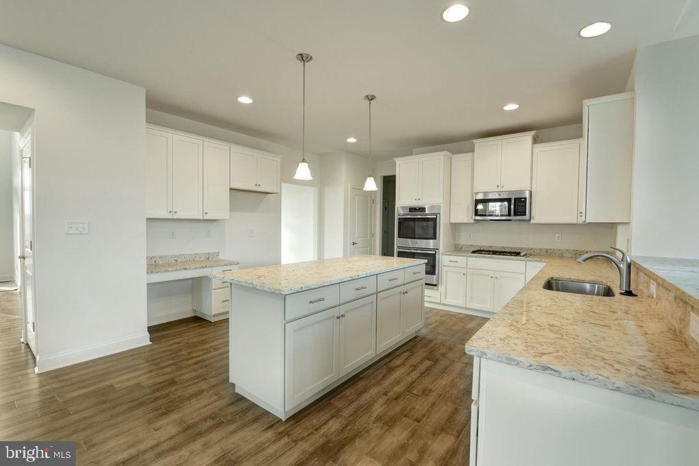 400 Rederick Ln #5 Eden Ii Property Photo 5