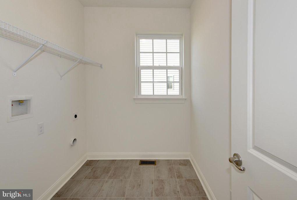 400 Rederick Ln #5 Eden Ii Property Photo 8