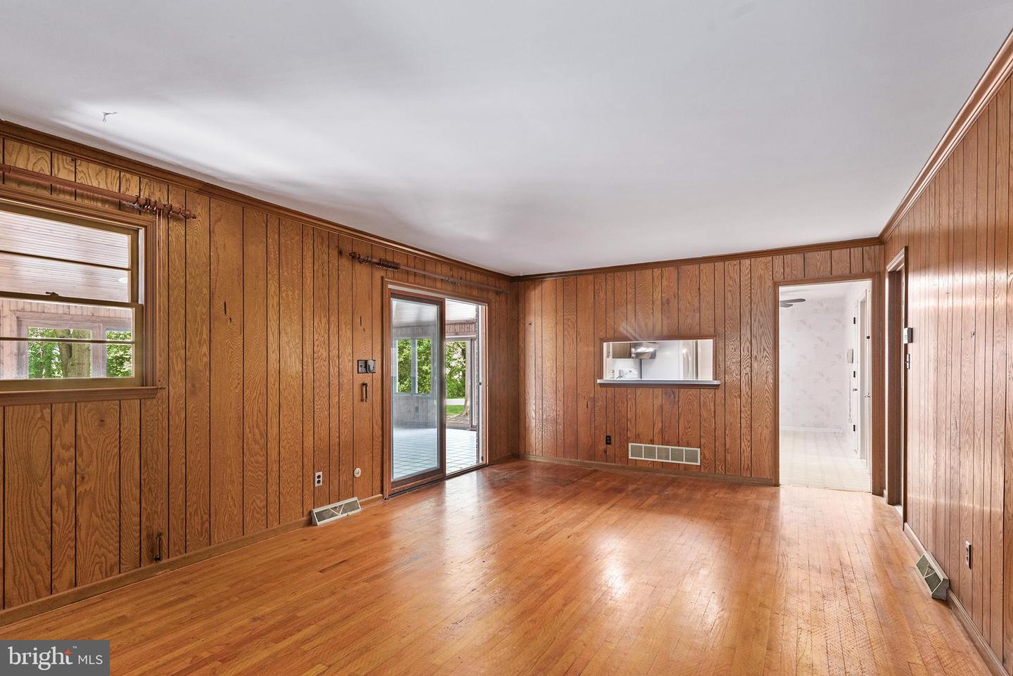 316 Caravel Dr Property Photo 13