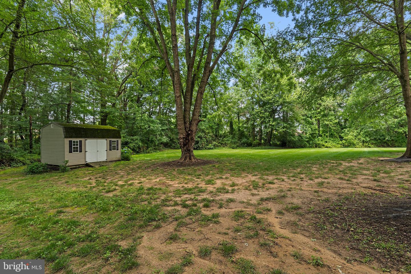 316 Caravel Dr Property Photo 32