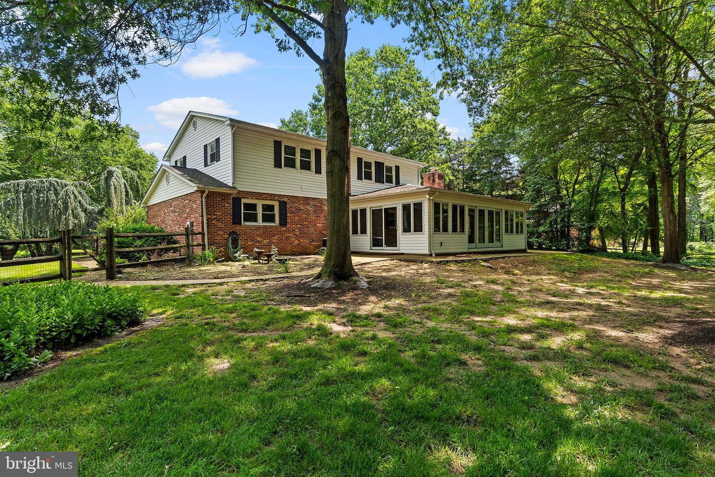 316 Caravel Dr Property Photo 36