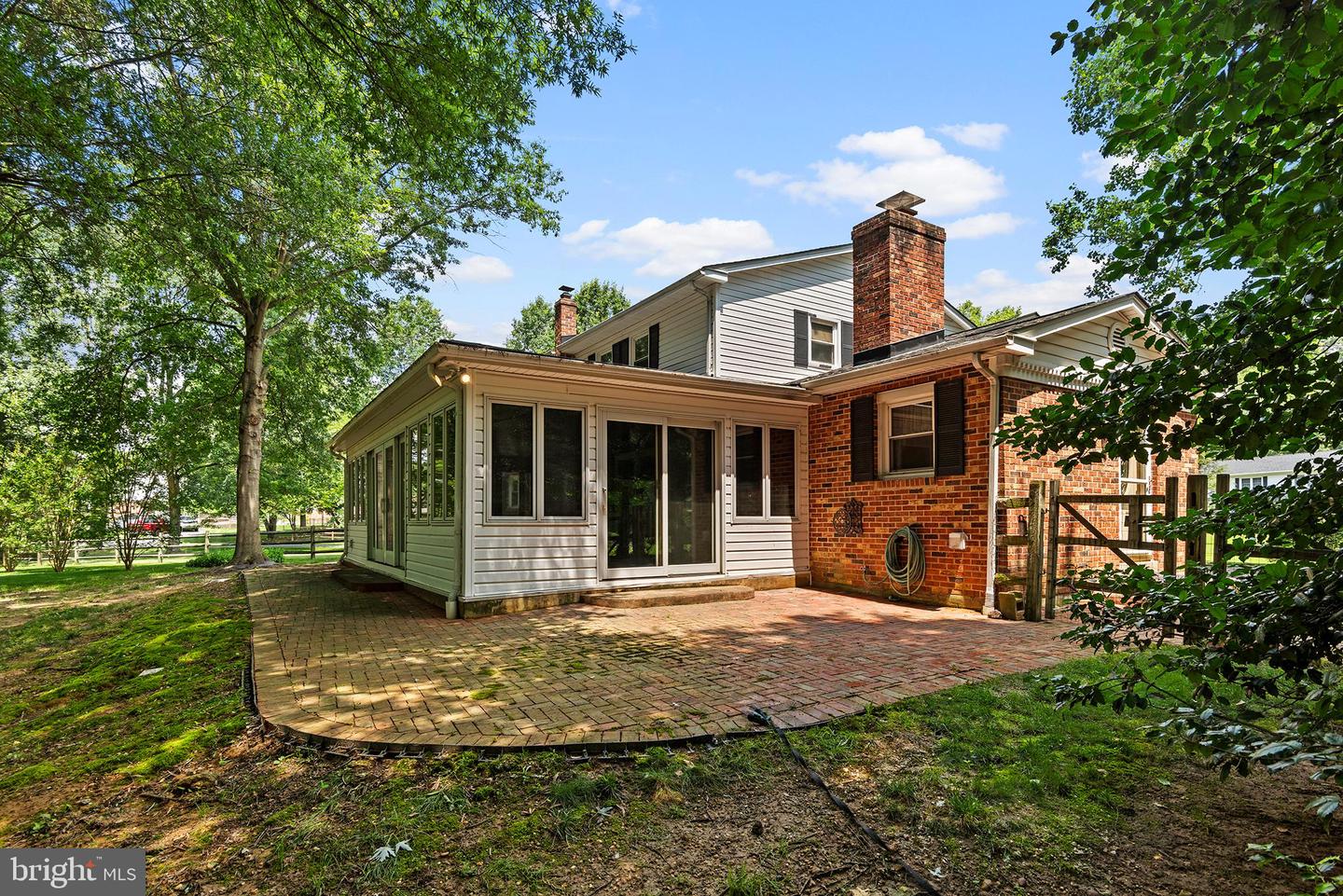316 Caravel Dr Property Photo 38