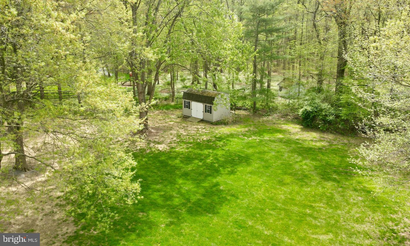 316 Caravel Dr Property Photo 45