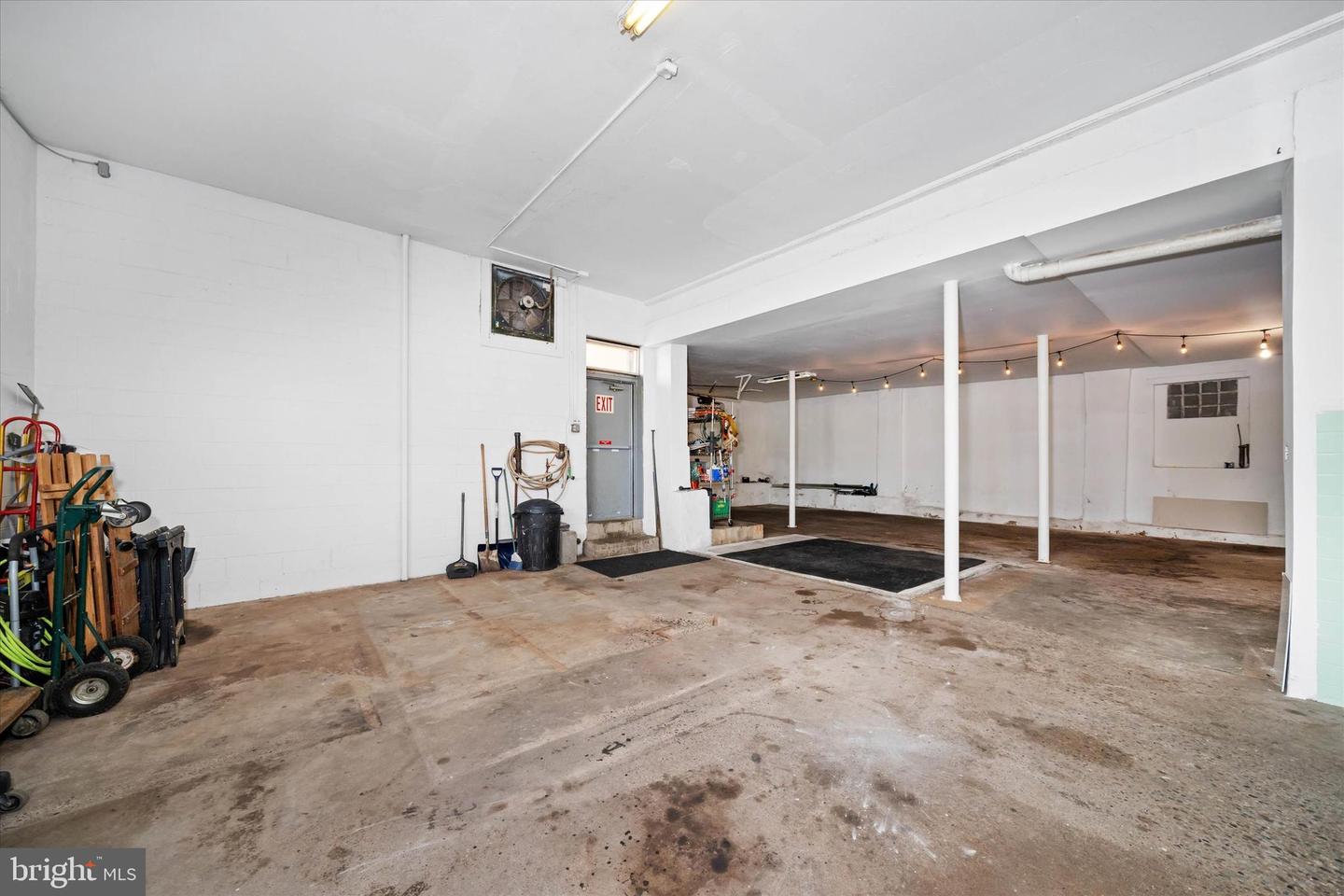 812 N Union St Property Photo 21