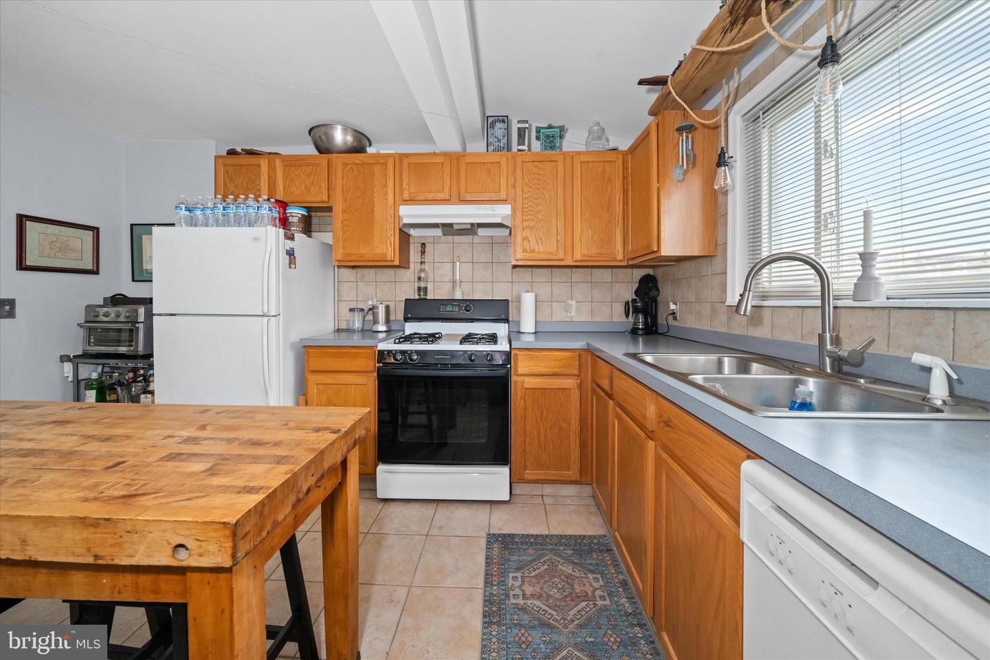 812 N Union St Property Photo 44
