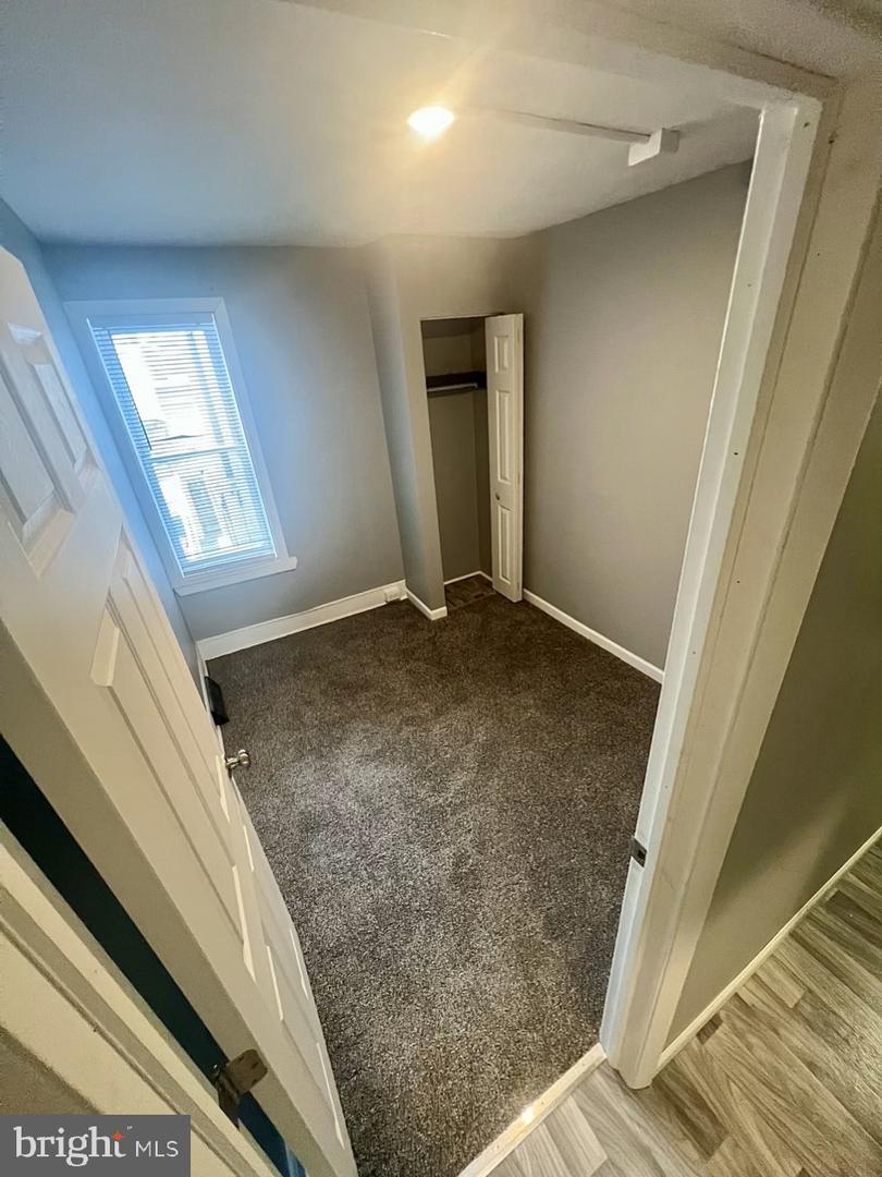 102 S Heald St Property Photo 8