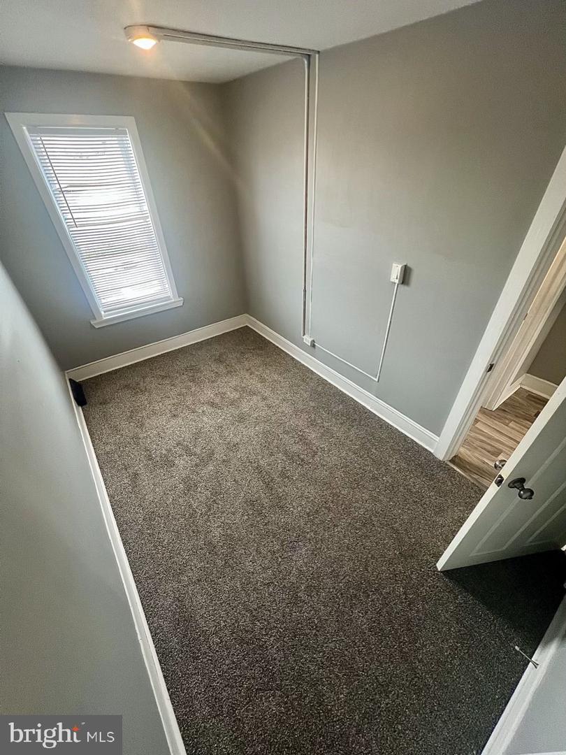 102 S Heald St Property Photo 12