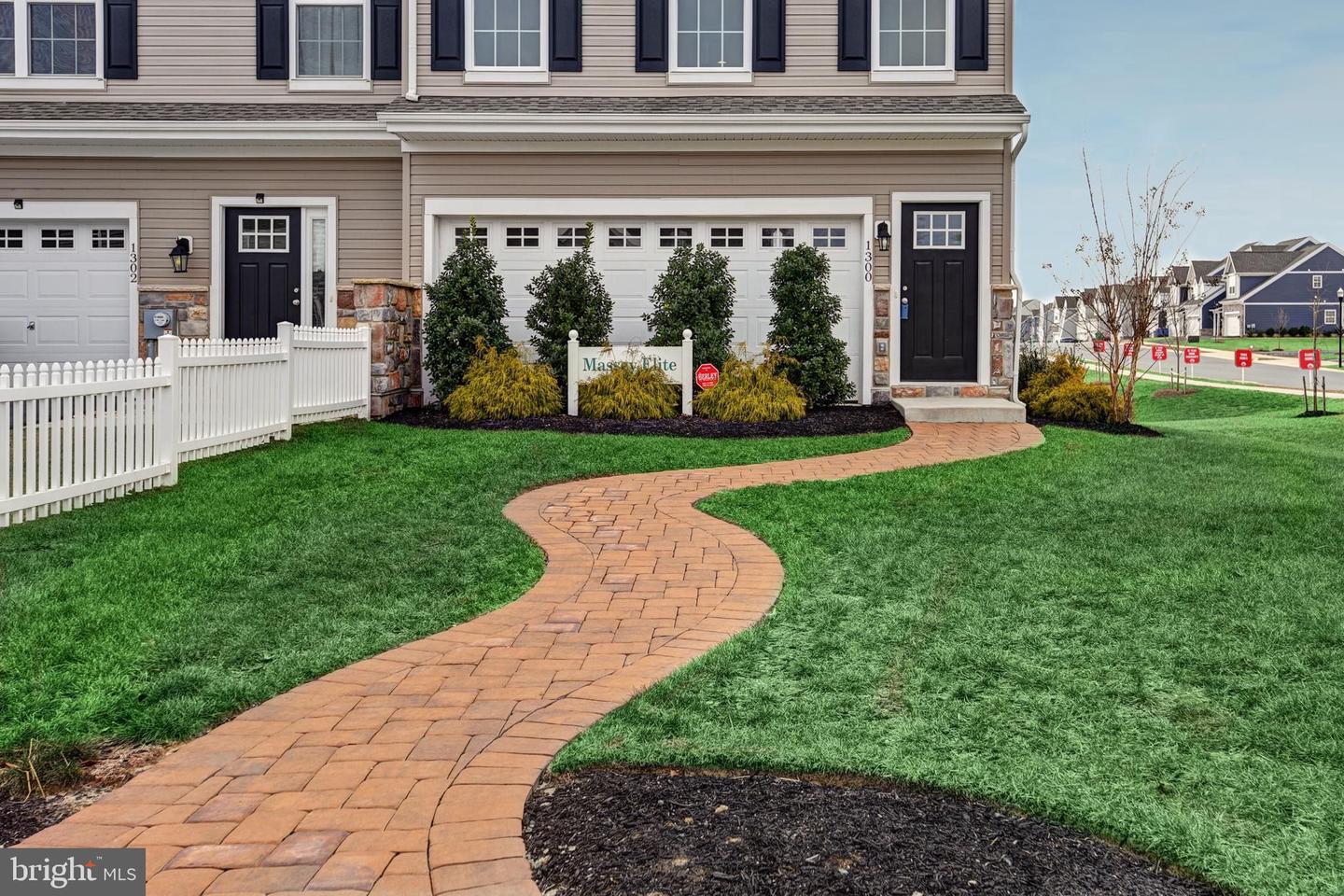 1300 Carrick Ct #massey Elite Model Property Photo 2