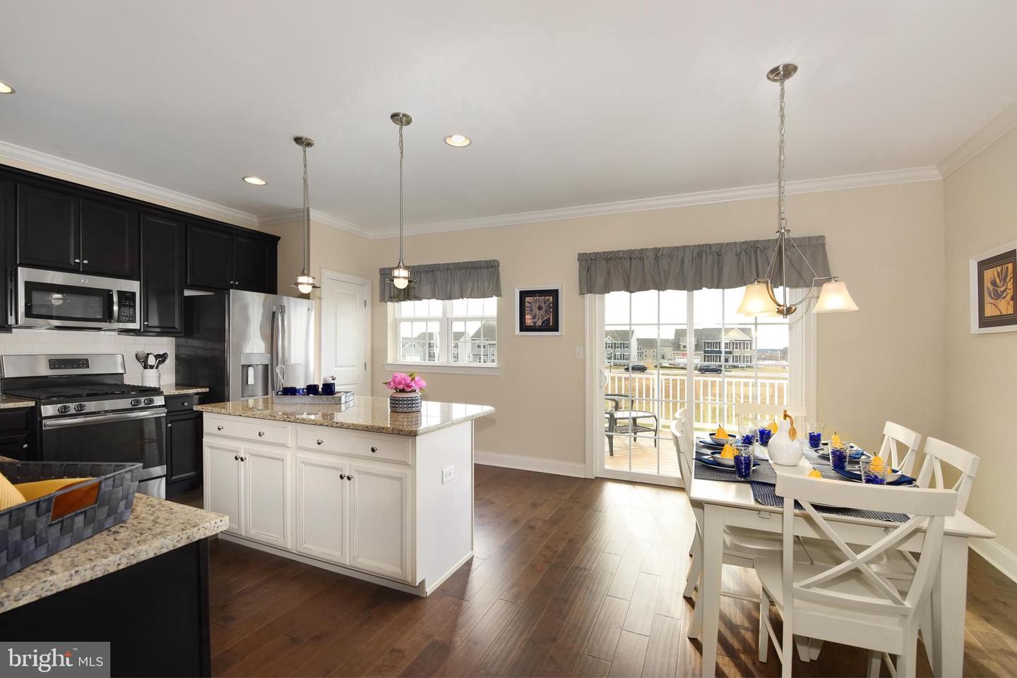 1300 Carrick Ct #massey Elite Model Property Photo 4