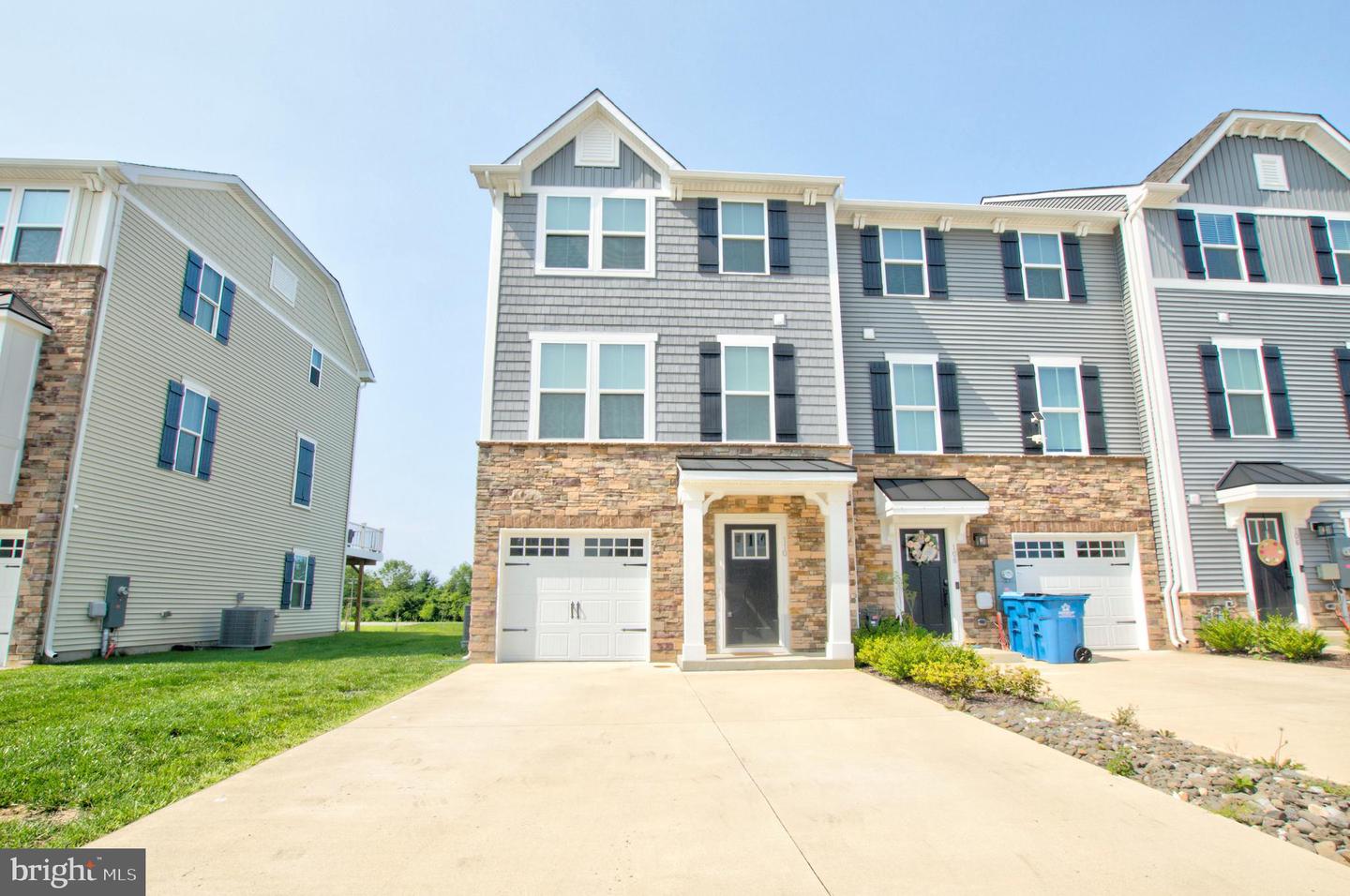 110 FLETCHER CIR