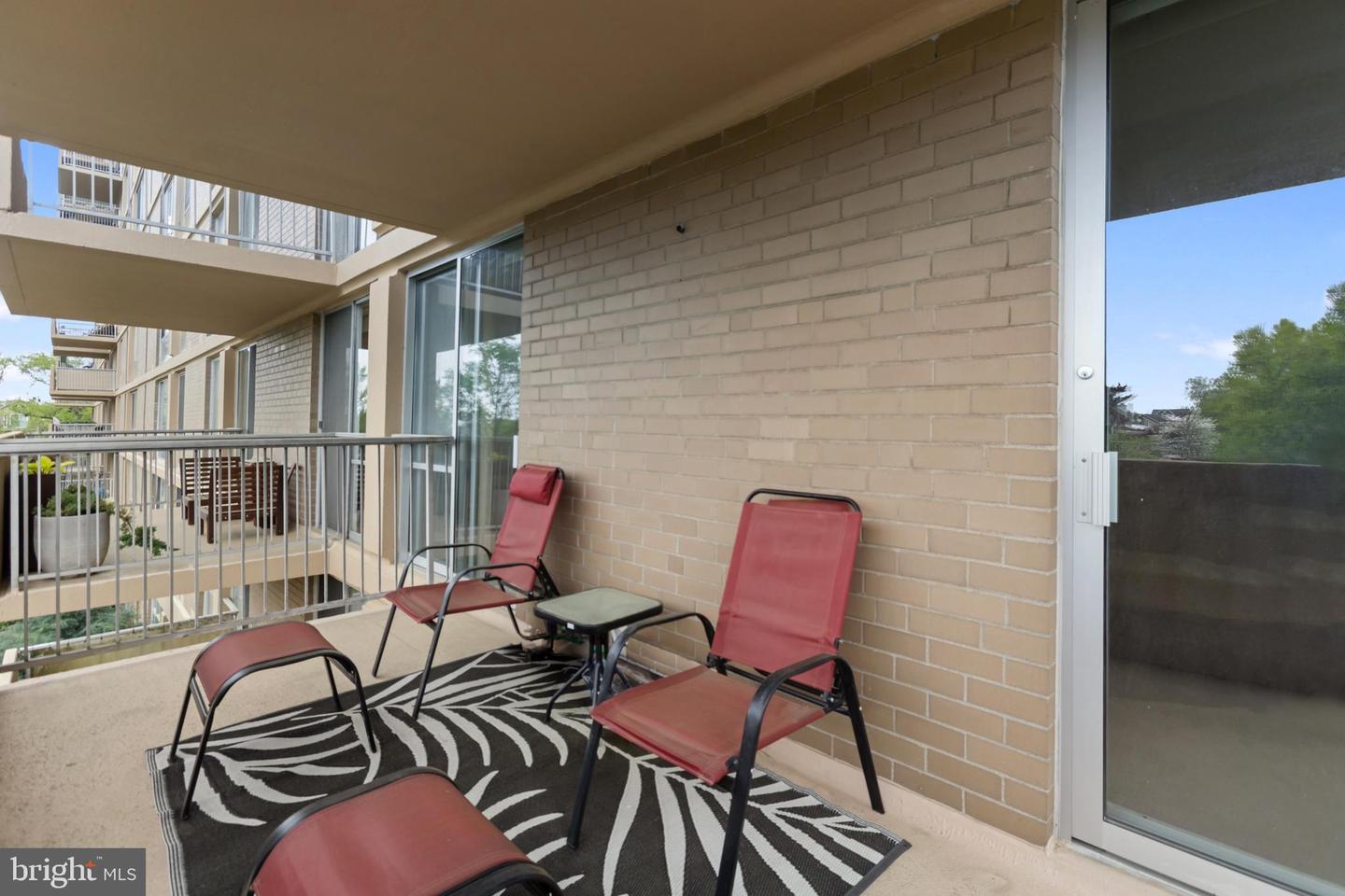2401-unit Pennsylvania Ave #315 Property Photo 23