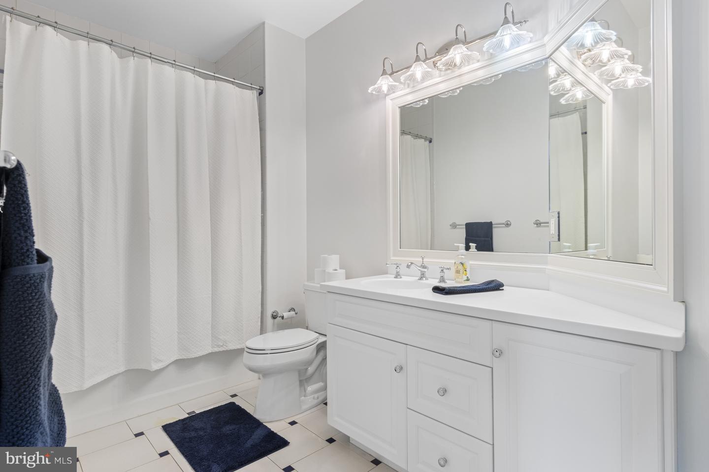 7 Chaville Way Property Photo 39