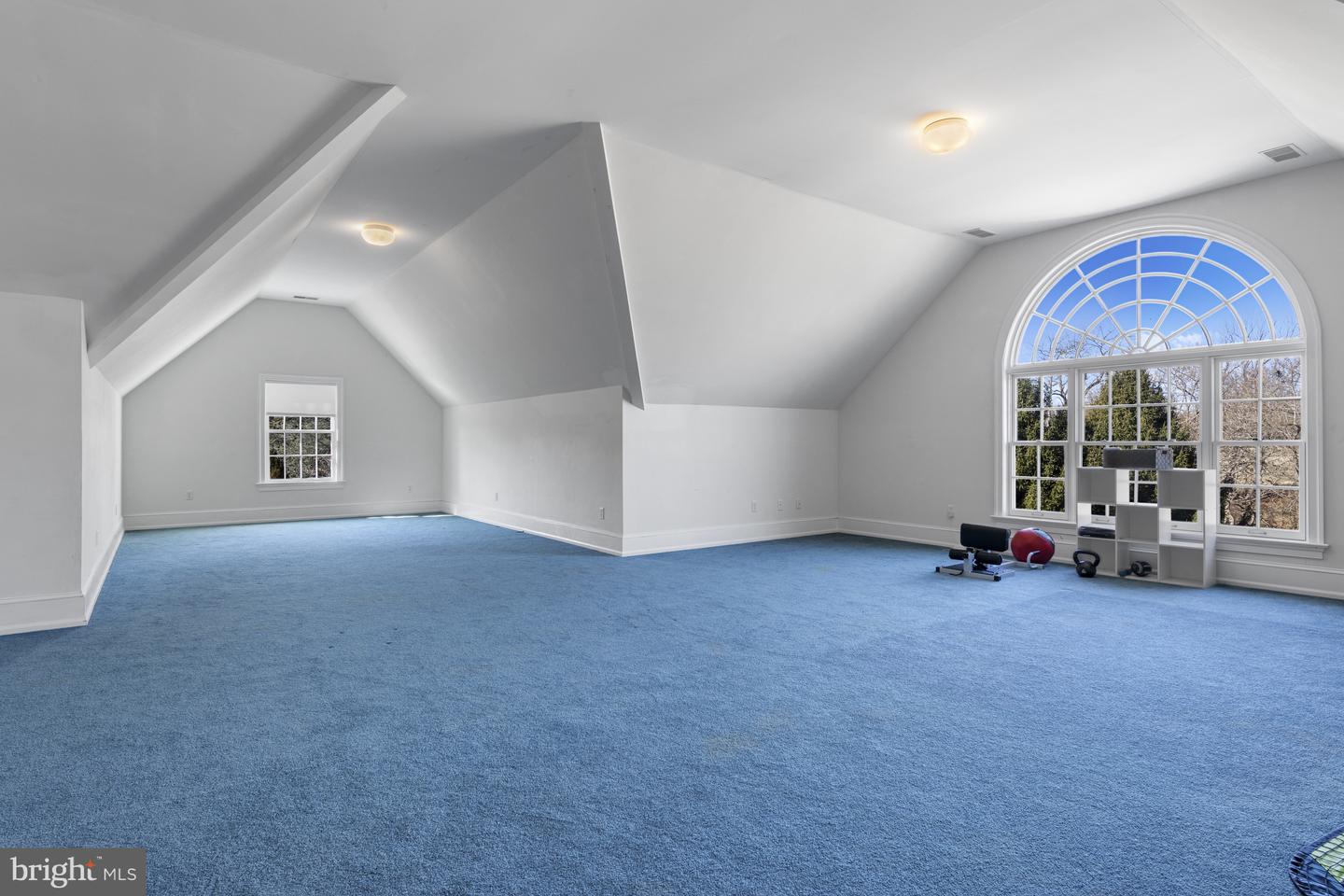 7 Chaville Way Property Photo 43