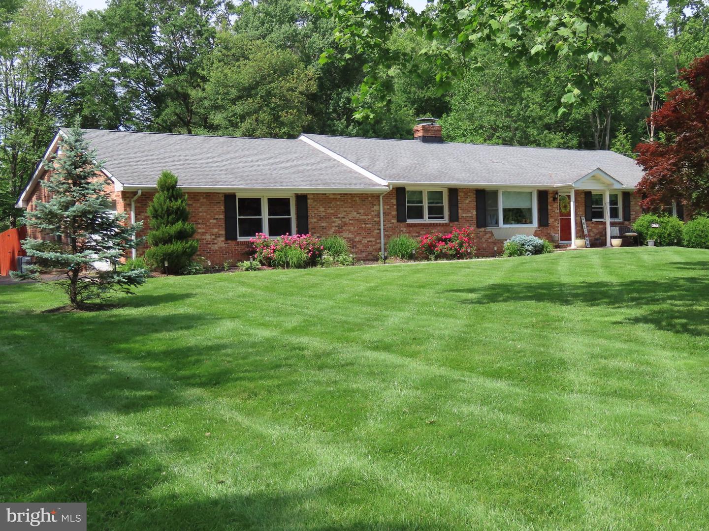 2643 OLD COUNTY RD Property Photo 1