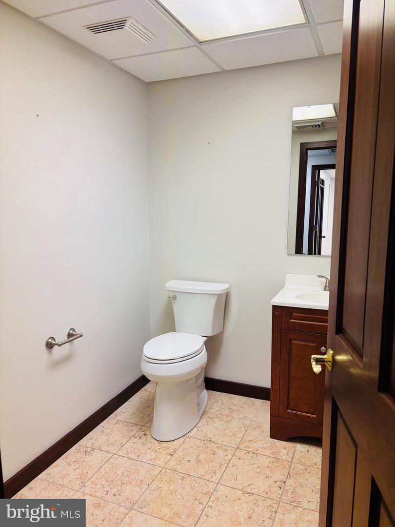 1805 Foulk Rd #suite I Property Photo 10