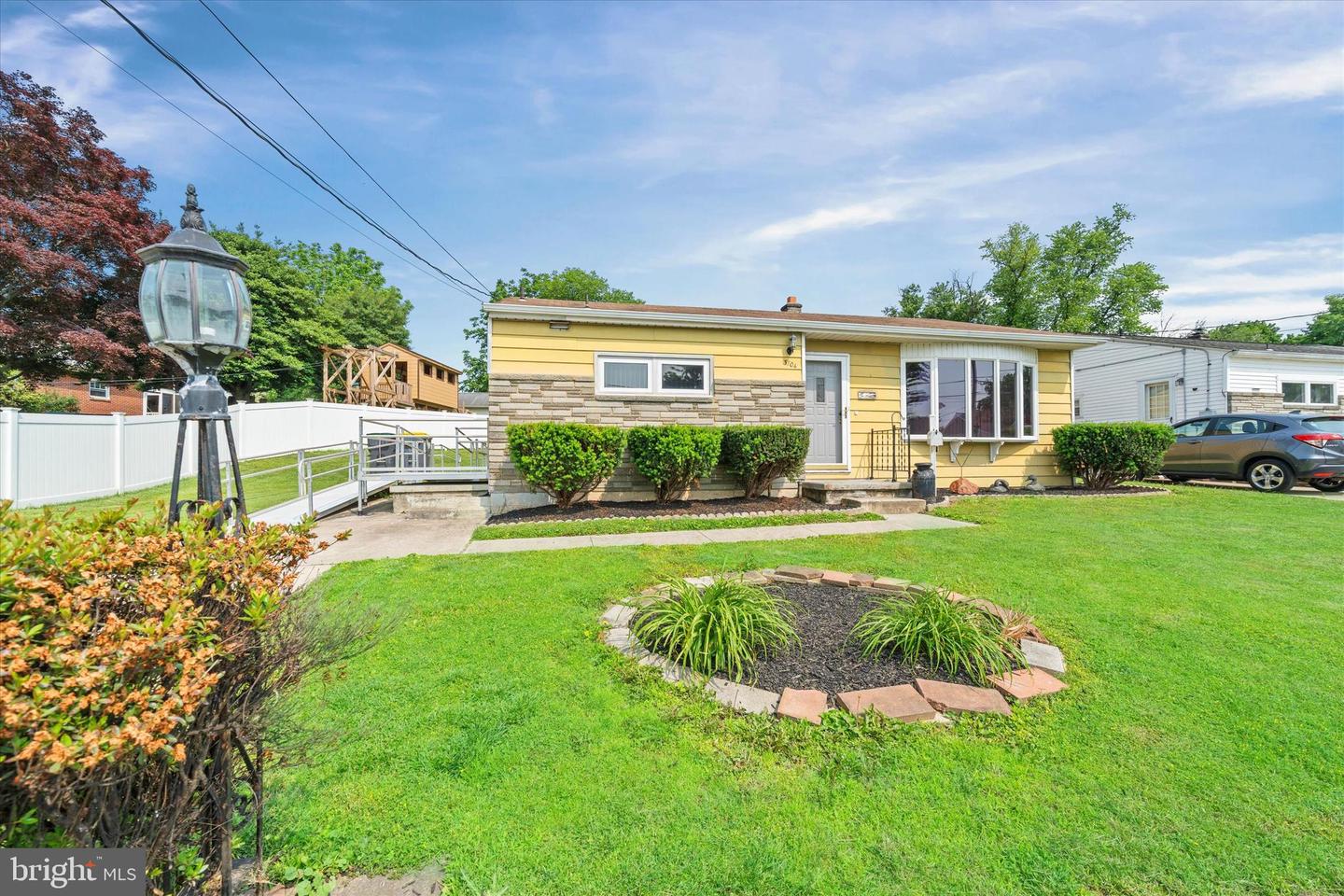 3704 Lafayette St Property Photo 3