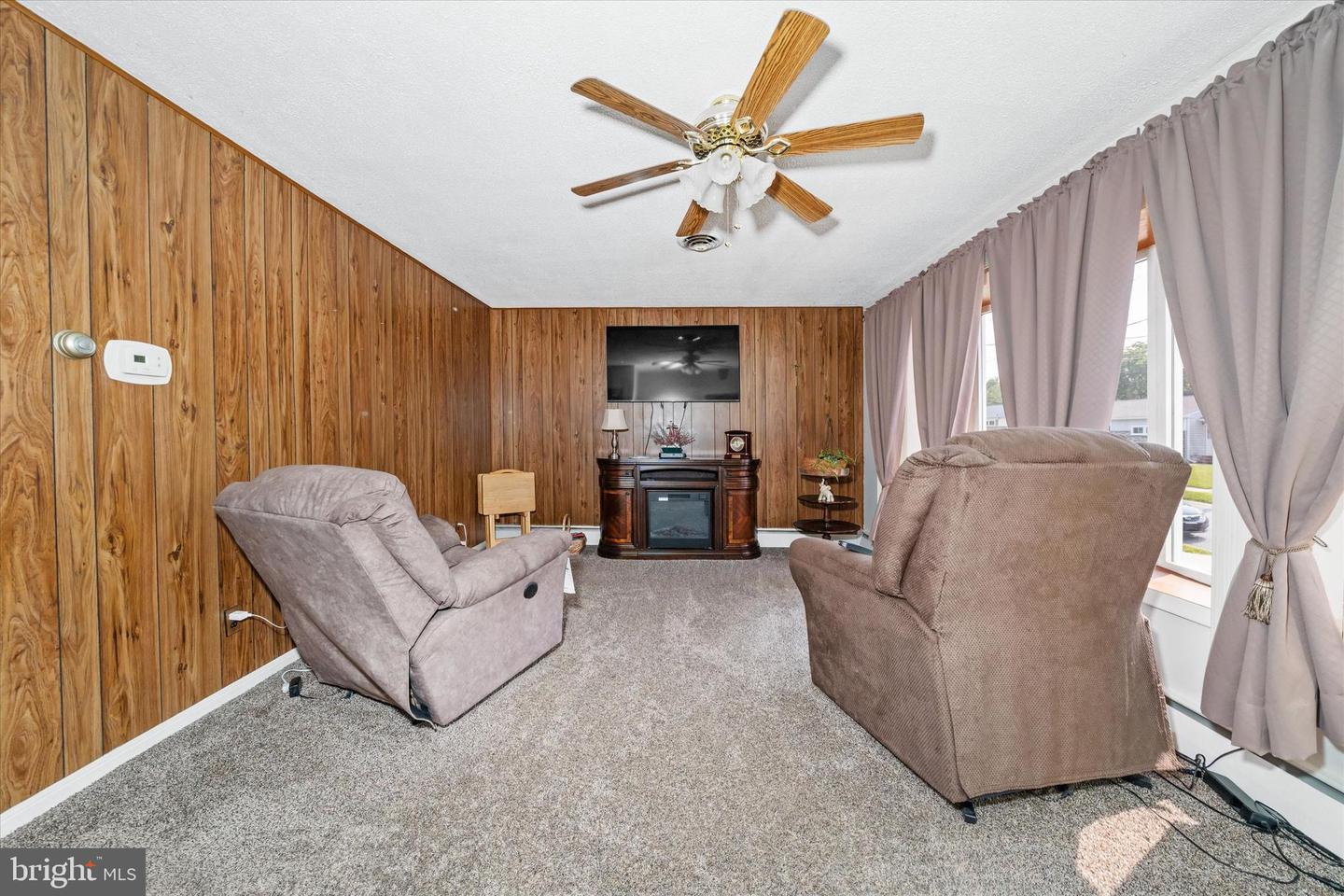 3704 Lafayette St Property Photo 6