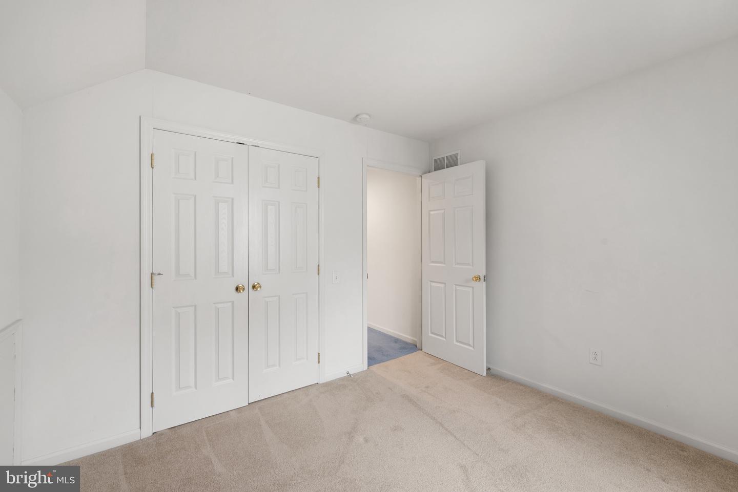 101 Glencoe Ct Property Photo 26