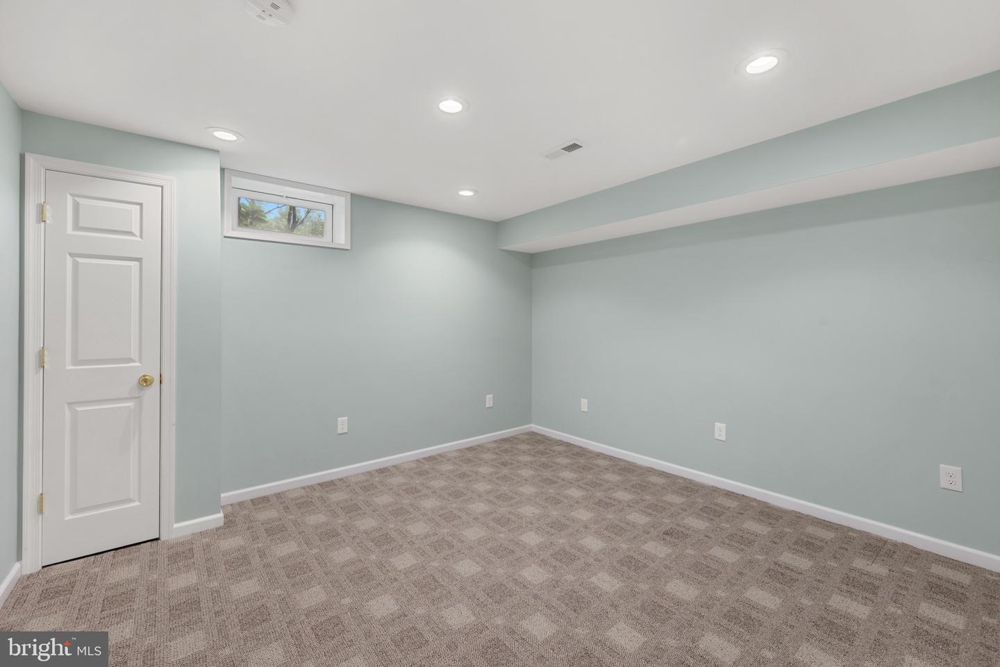 101 Glencoe Ct Property Photo 27