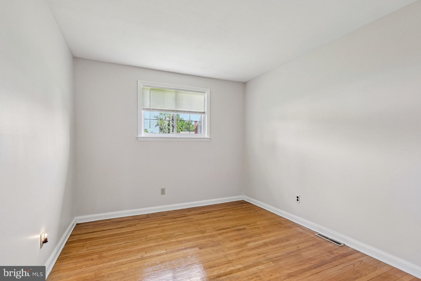 3203 Dunlap Dr Property Photo 17