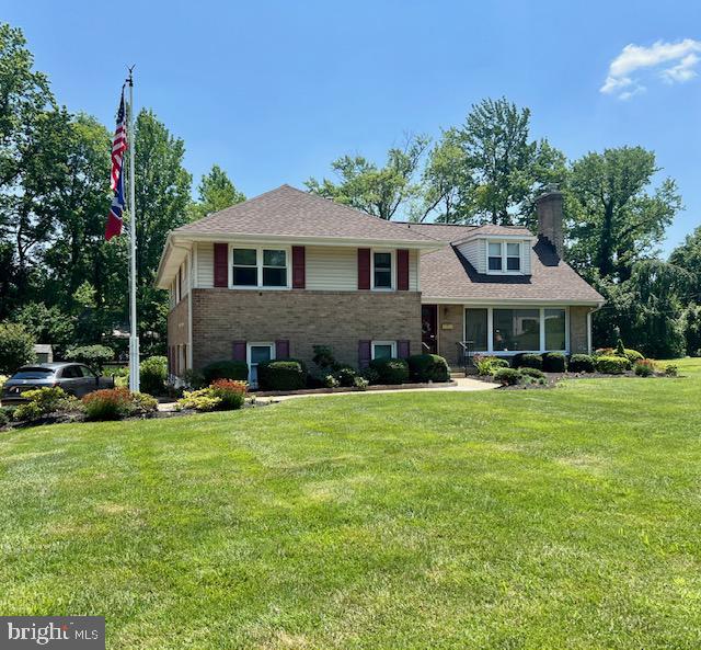 1219 Evergreen Rd Property Photo 1