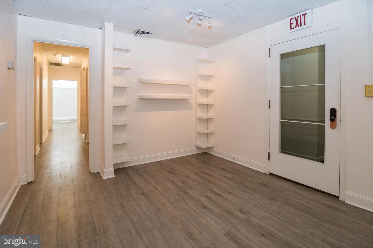 1401 Pennsylvania Ave #103 Property Photo 3