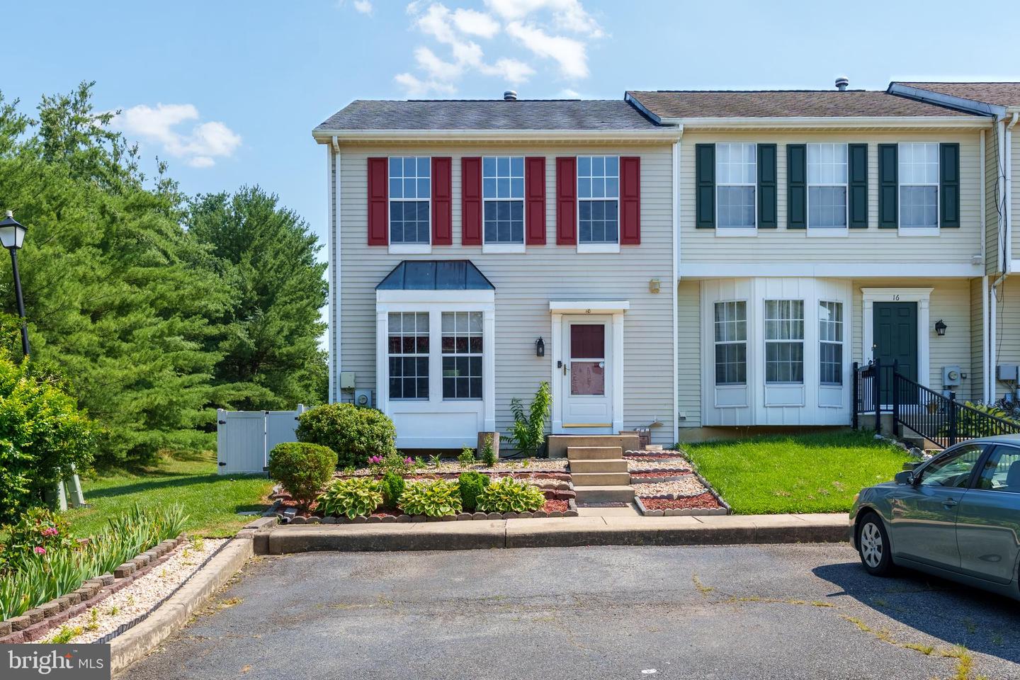 18 E Galloway Ct Property Photo 1