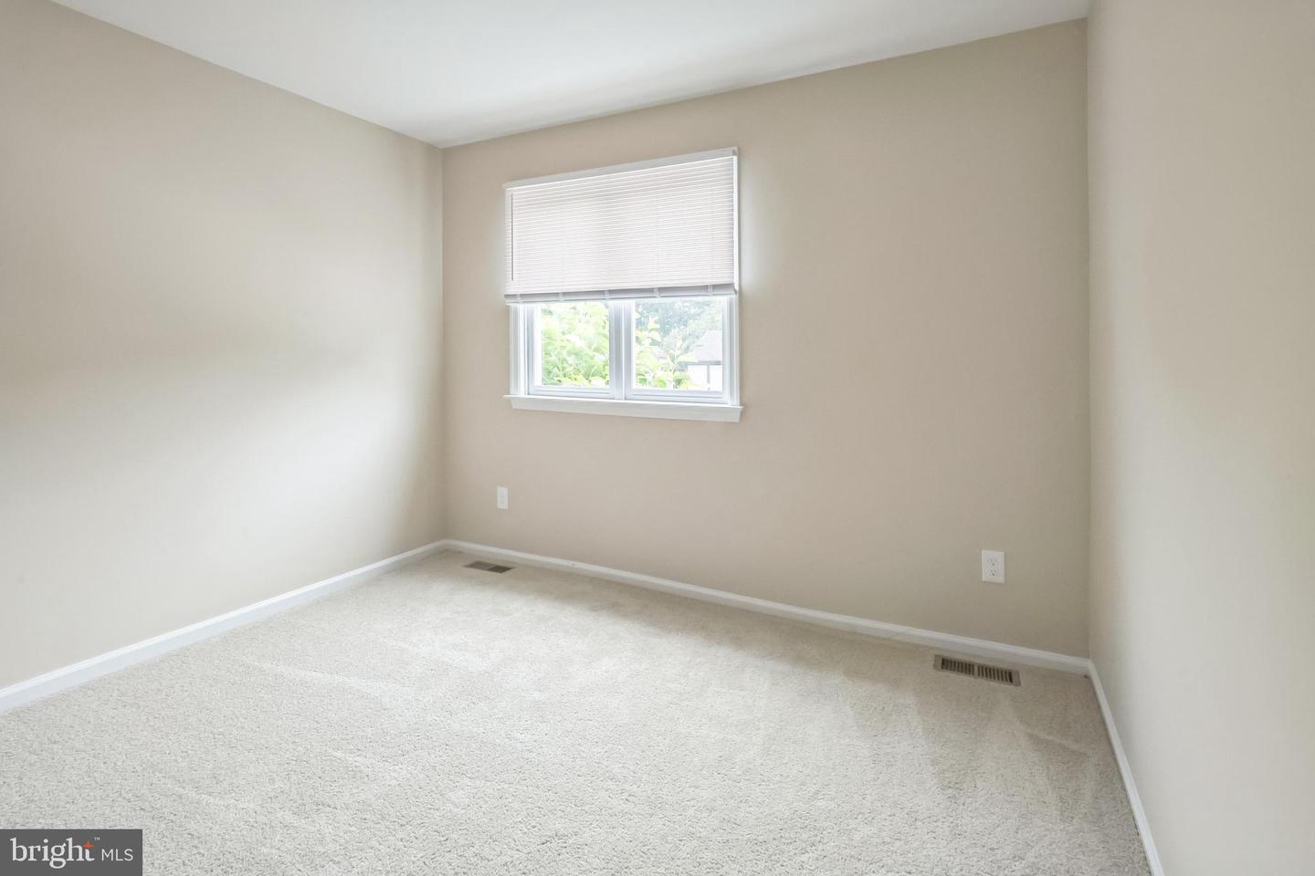 5407 Jenmatt Dr Property Photo 21