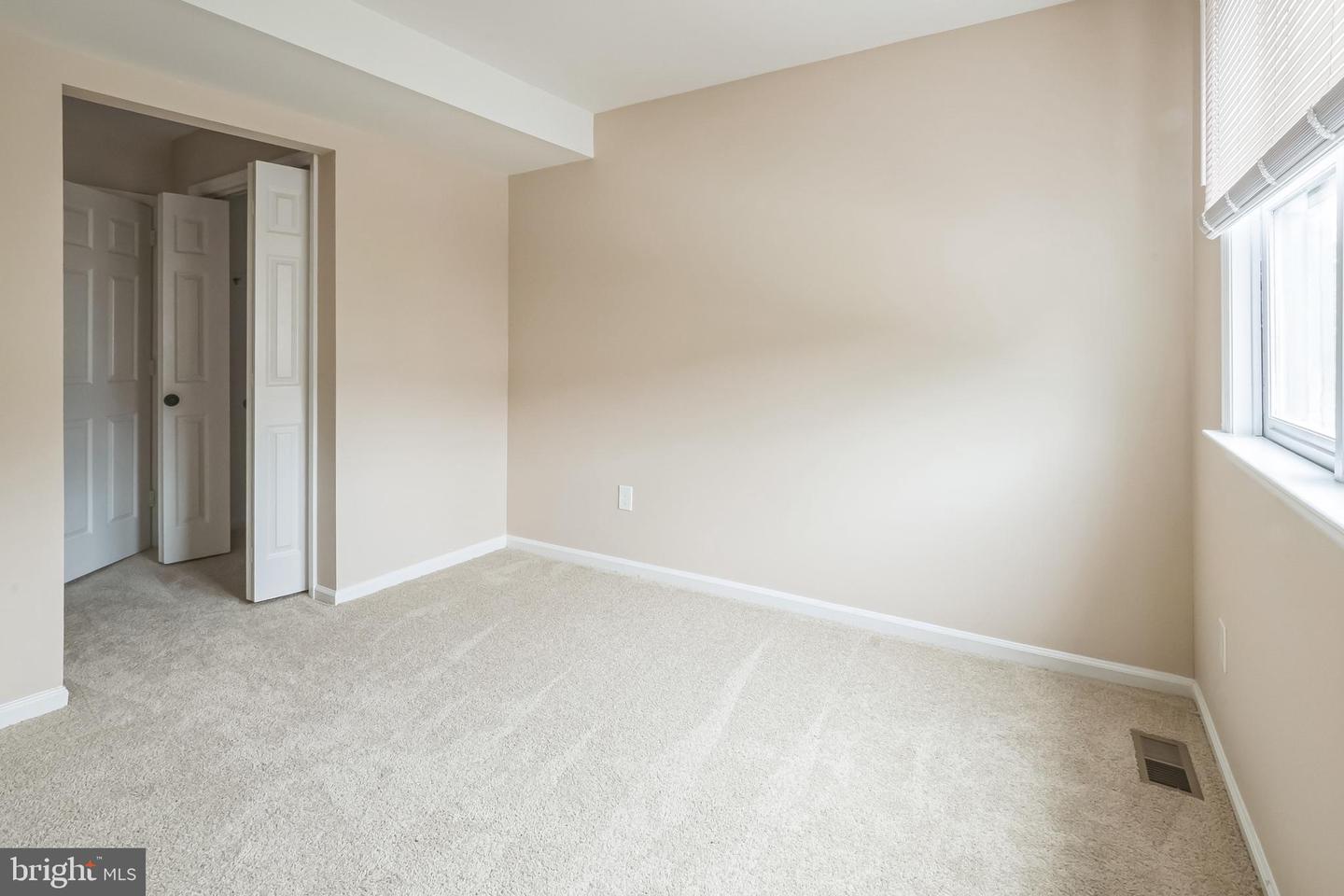 5407 Jenmatt Dr Property Photo 22