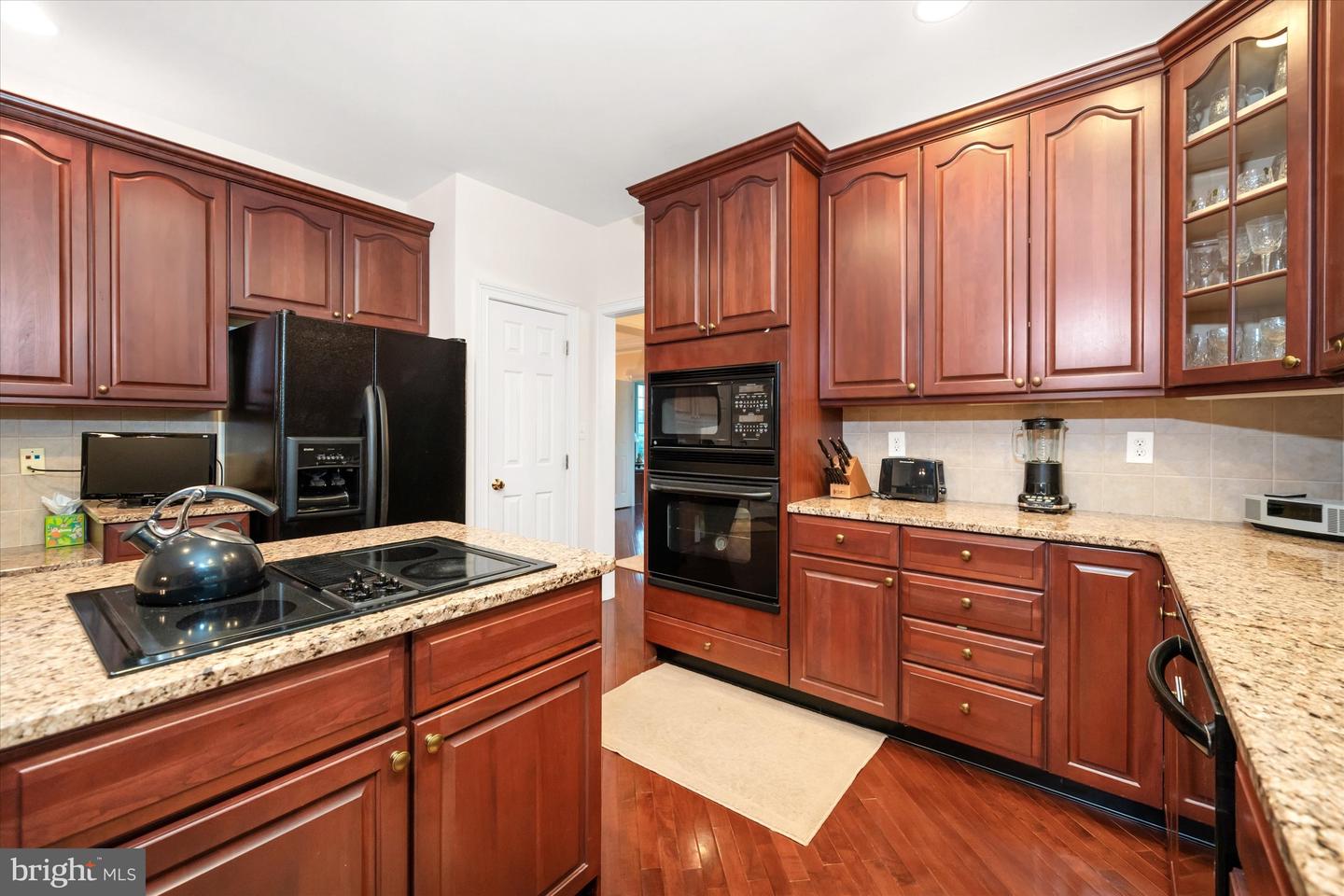 34 Harvest Ln Property Photo 22