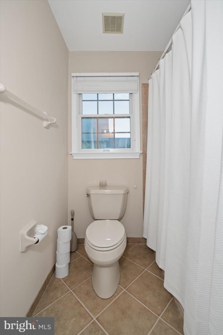 34 Harvest Ln Property Photo 44