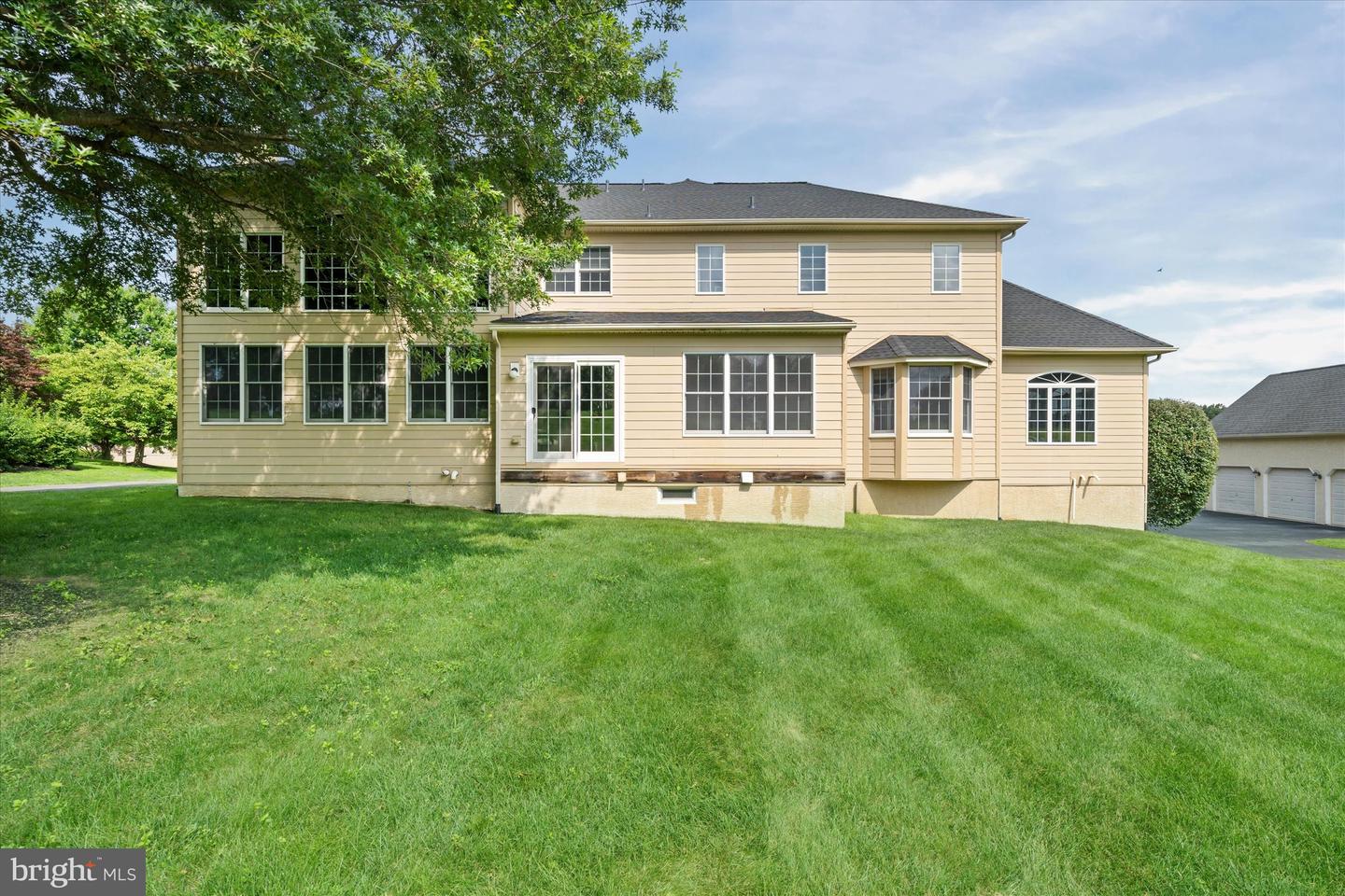 34 Harvest Ln Property Photo 53
