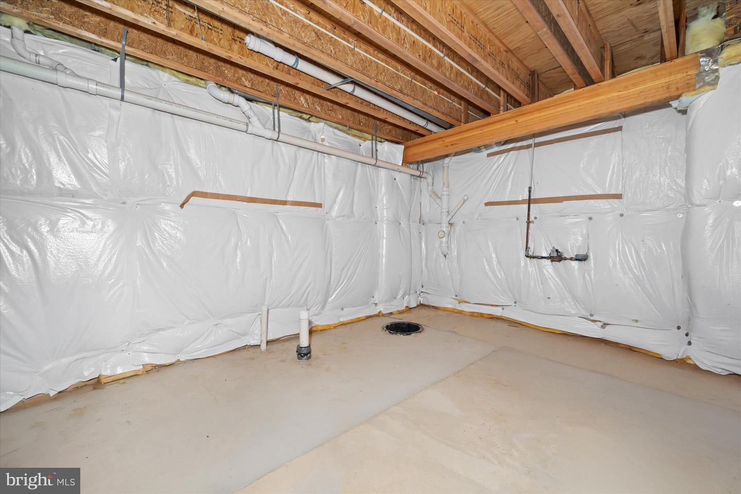 34 Harvest Ln Property Photo 64