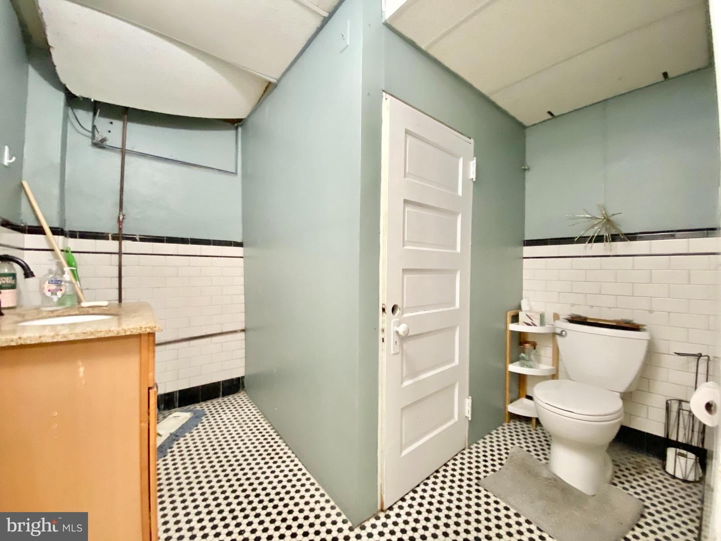 8 Commonwealth Ave Property Photo 19