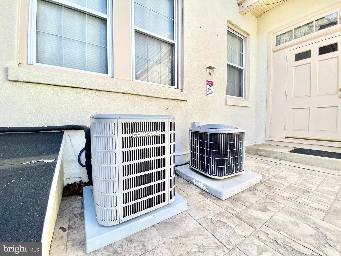 8 Commonwealth Ave Property Photo 28