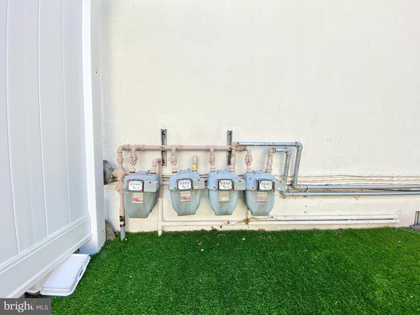 8 Commonwealth Ave Property Photo 29