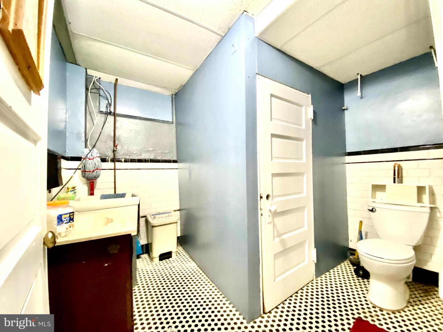 8 Commonwealth Ave Property Photo 48
