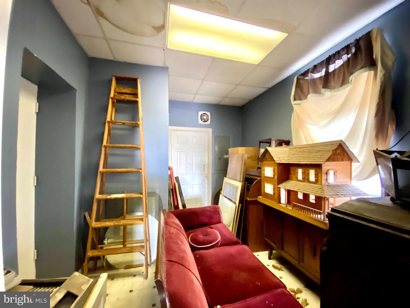 8 Commonwealth Ave Property Photo 58