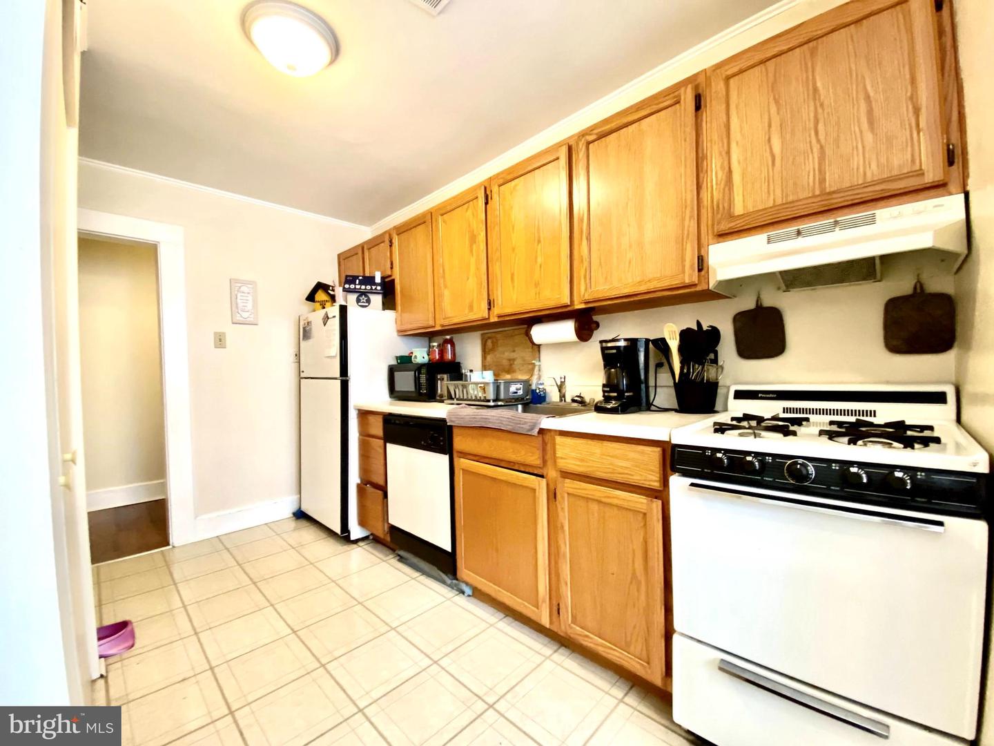 8 Commonwealth Ave Property Photo 71