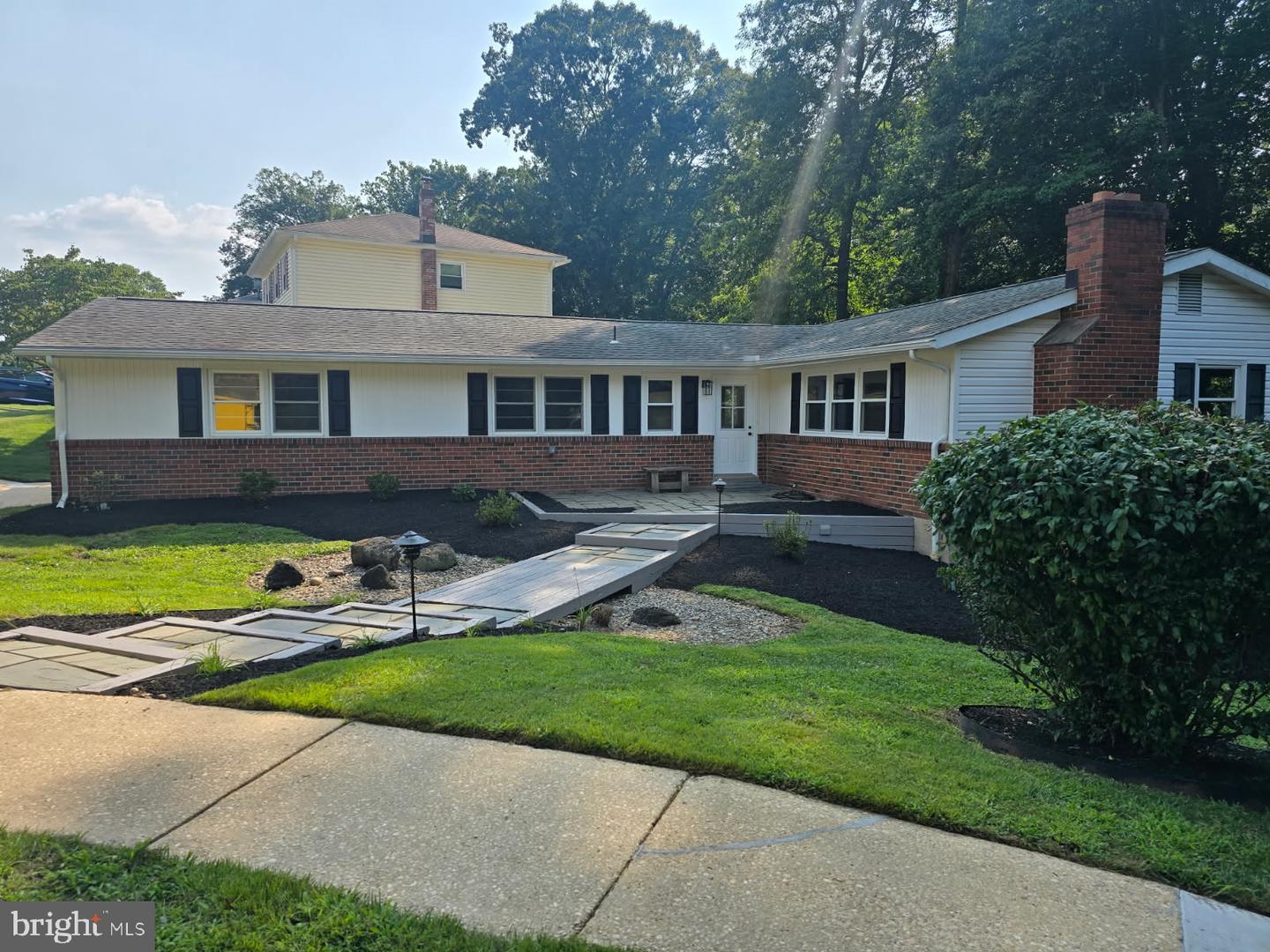 1105 Arundel Dr Property Photo 1