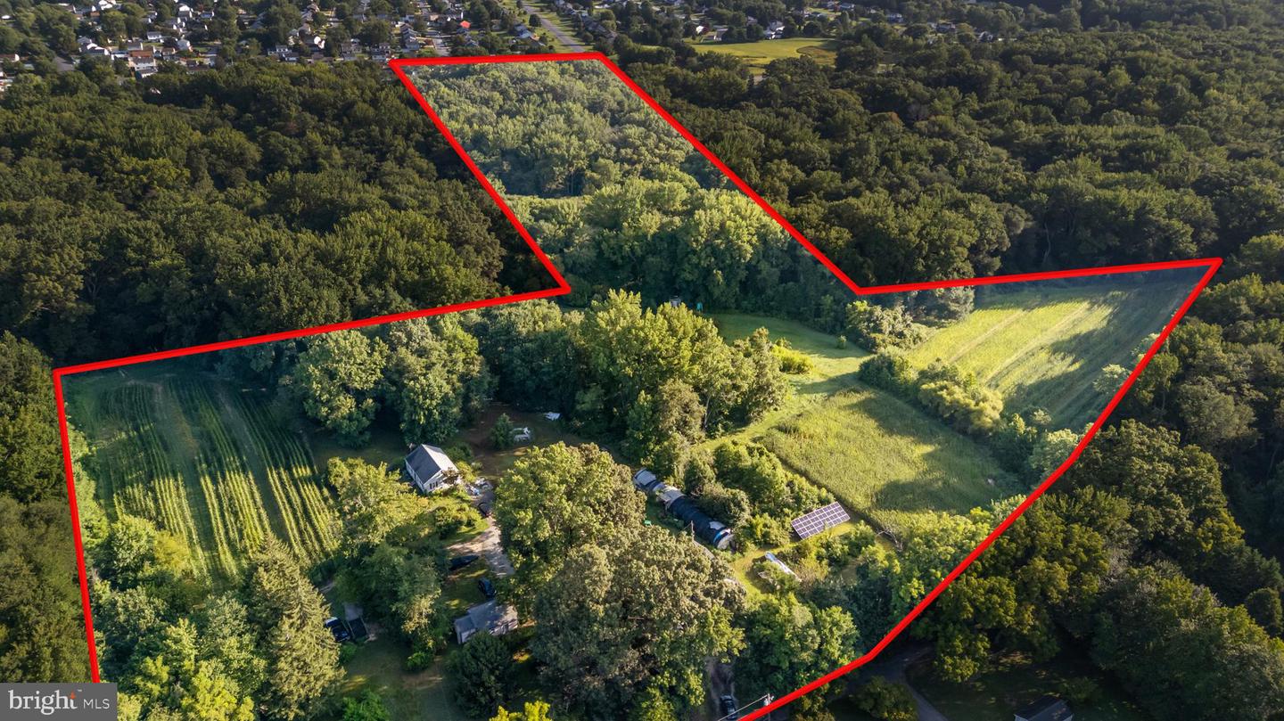 557 Mansion House Rd Property Photo 1