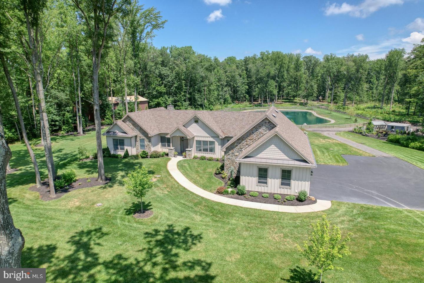 220 Blackbird Greenspring Rd Property Photo 1