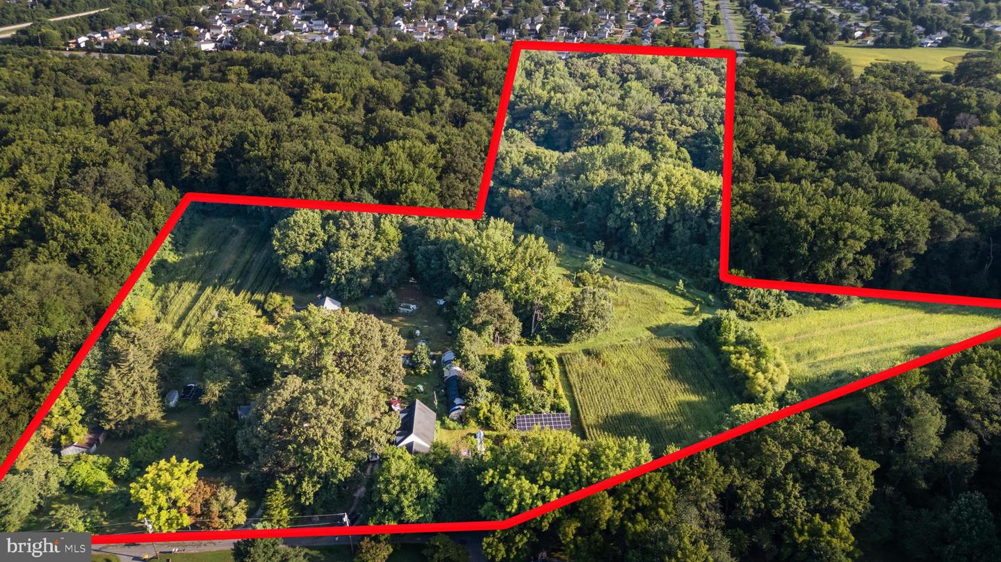557 Mansion House Rd Property Photo 4