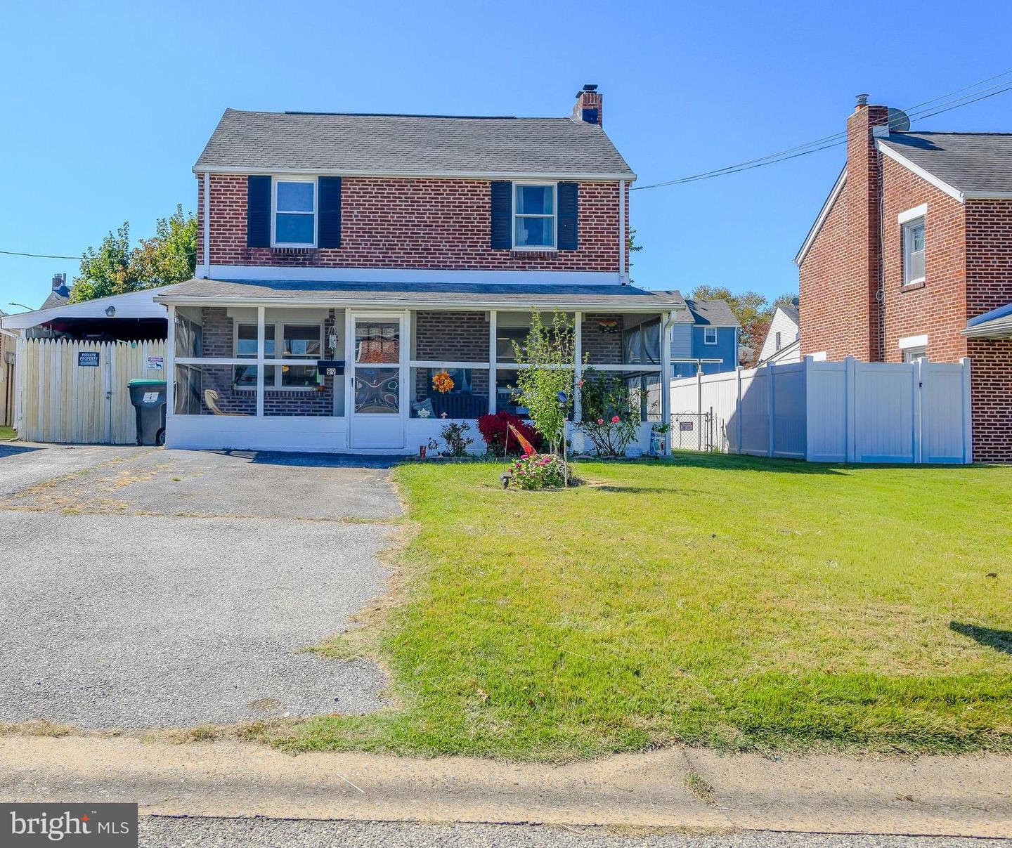99 Jackson Ave Property Photo 1