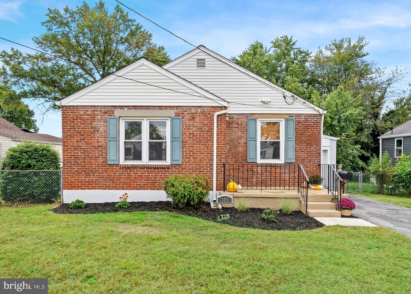 309 W Franklin Ave Property Photo 1