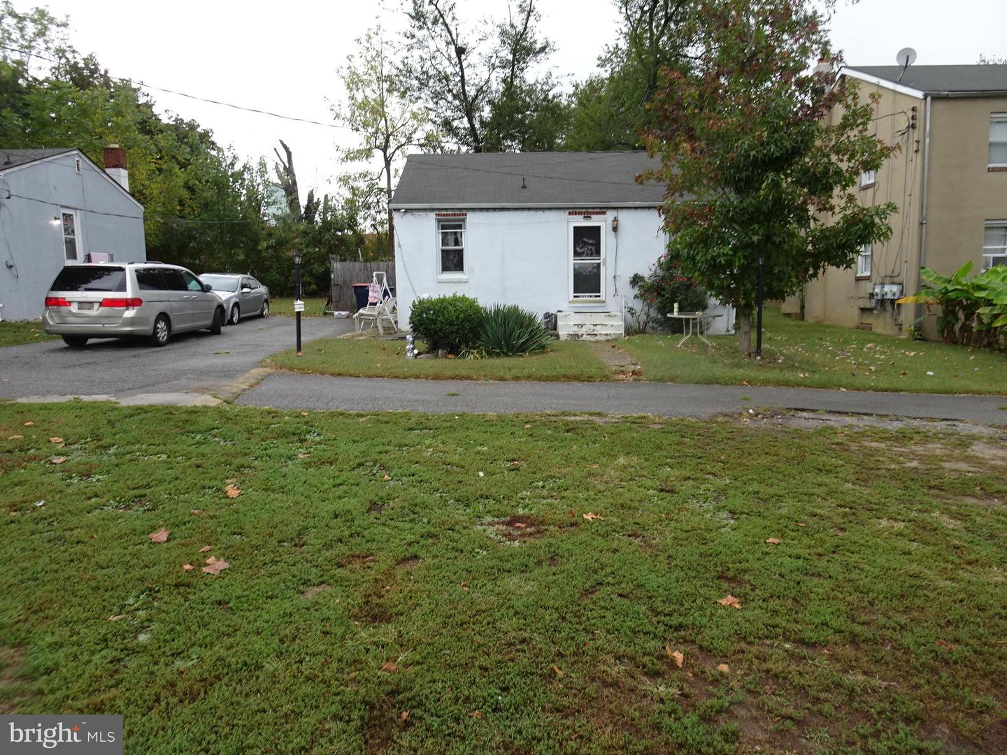 3014 New Castle Ave Property Photo 11